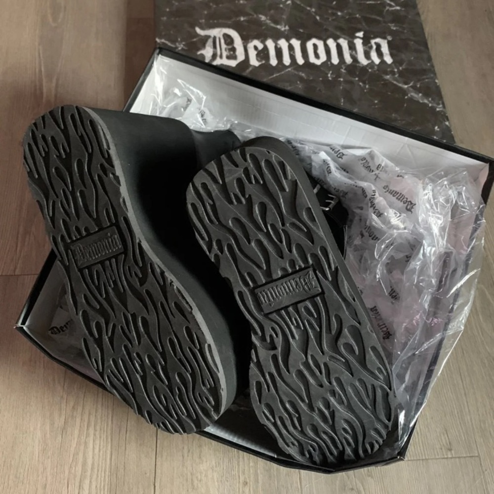 Demonia Swing 105 - Picture 6 of 13